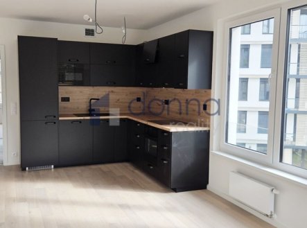 Pronájem bytu, 3+kk, 76 m²