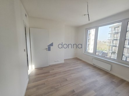 Pronájem bytu, 3+kk, 76 m²