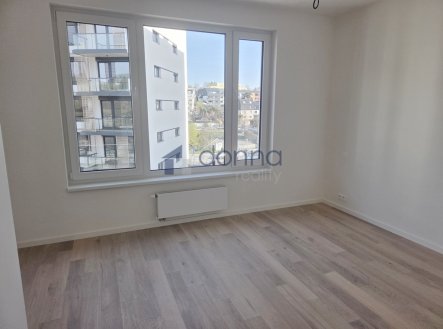 Pronájem bytu, 3+kk, 76 m²
