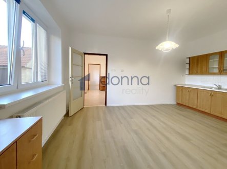 Pronájem bytu, 2+1, 70 m²