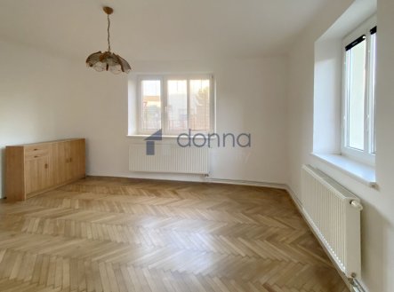 Pronájem bytu, 2+1, 70 m²