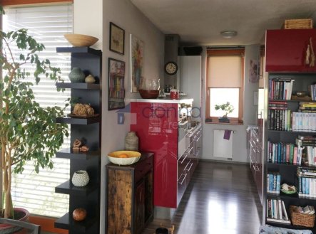 Pronájem bytu, 2+kk, 70 m²