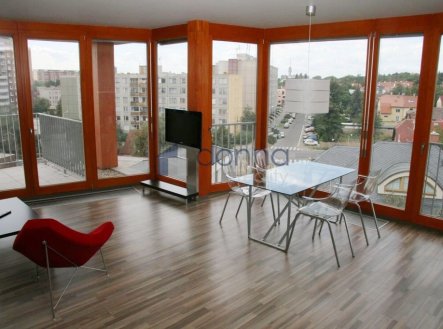 Pronájem bytu, 2+kk, 70 m²