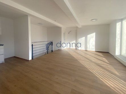 Pronájem bytu, 3+kk, 123 m²