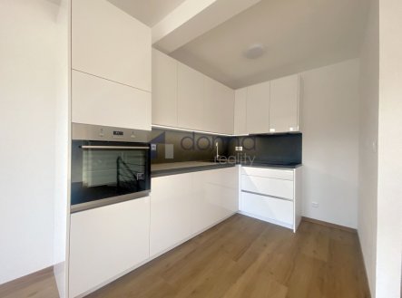 Pronájem bytu, 3+kk, 123 m²