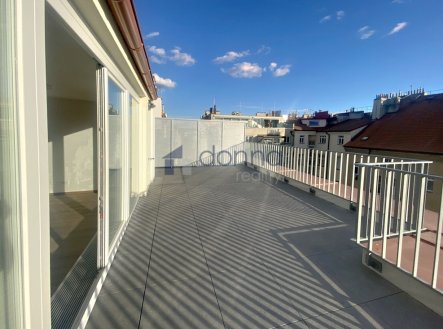 Pronájem bytu, 3+kk, 123 m²