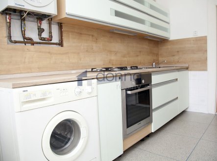 Pronájem bytu, 2+1, 60 m²