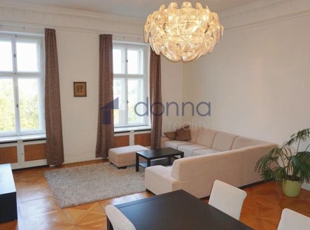 Pronájem bytu, 2+1, 107 m²