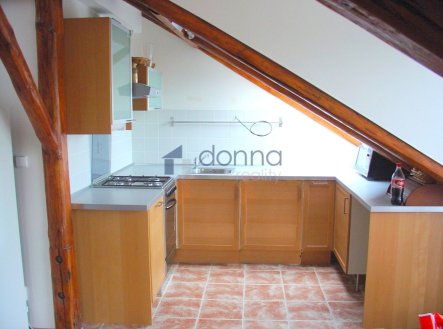 Pronájem bytu, 3+kk, 90 m²