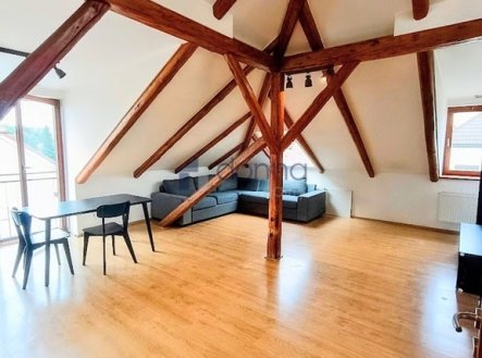 Pronájem bytu, 3+kk, 90 m²