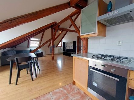 Pronájem bytu, 3+kk, 90 m²