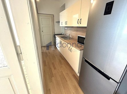 Pronájem bytu, 2+kk, 57 m²