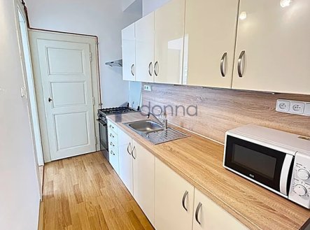 Pronájem bytu, 2+kk, 57 m²