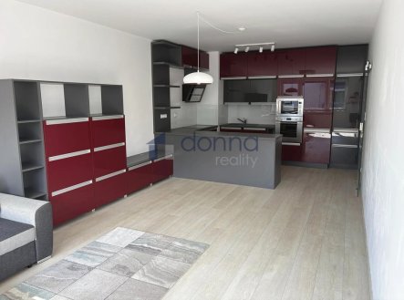Pronájem bytu, 4+kk, 133 m²