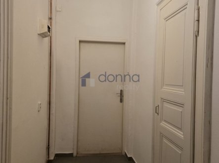 Pronájem bytu, 1+kk, 30 m²