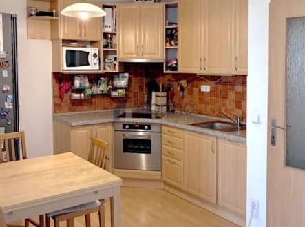 Pronájem bytu, 2+kk, 65 m²