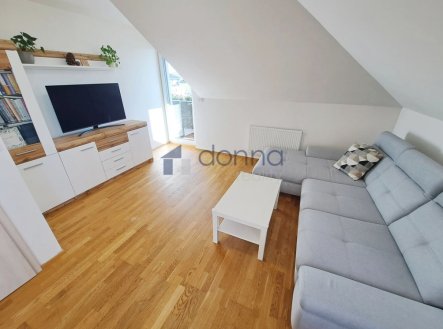 Pronájem bytu, 3+kk, 83 m²