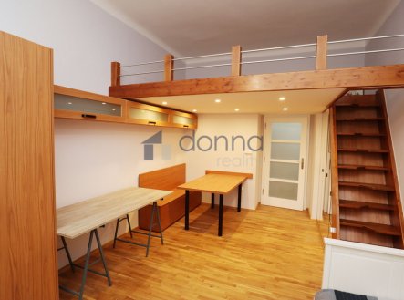 Pronájem bytu, 1+kk, 27 m²