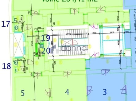 Pronájem kanceláře, 264 m²