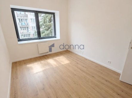 Pronájem bytu, 3+kk, 59 m²