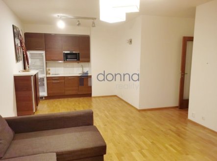 Pronájem bytu, 2+kk, 58 m²