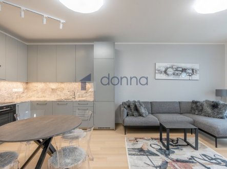 Pronájem bytu, 2+kk, 74 m²