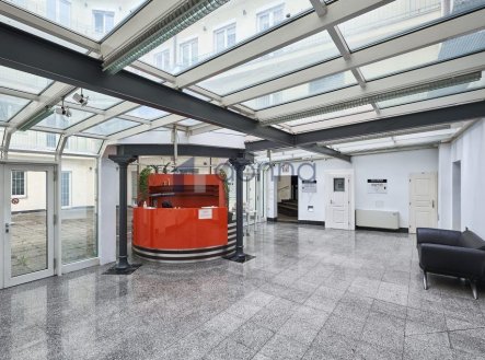 Pronájem kanceláře, 212 m²