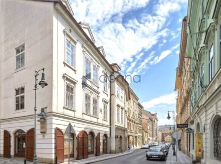 Pronájem kanceláře, 164 m²