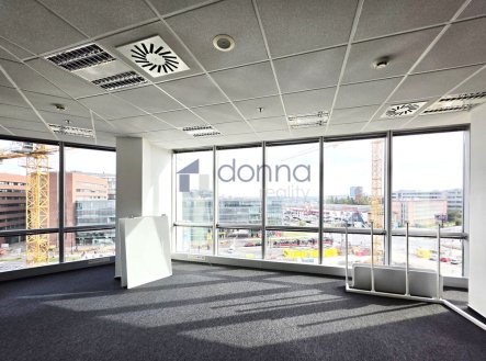 Pronájem kanceláře, 208 m²
