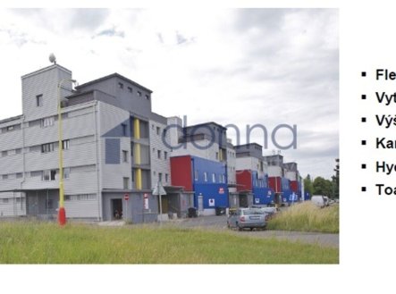 Pronájem skladu, 903 m²