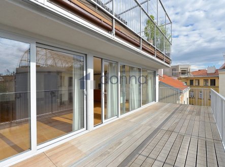 Pronájem bytu, 4+kk, 203 m²