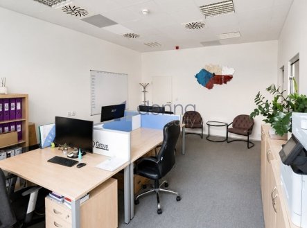 Pronájem kanceláře, 45 m²
