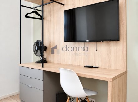 Pronájem bytu, 1+kk, 27 m²
