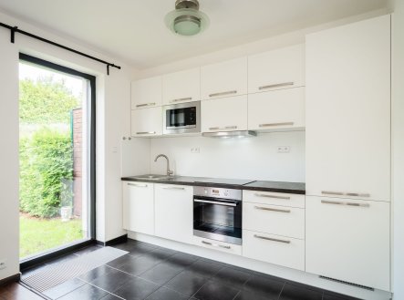 Pronájem domu/vily, 110 m²