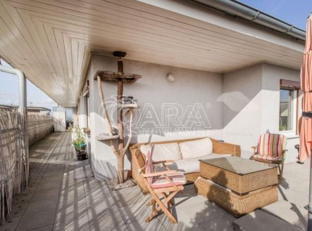 Pronájem bytu, 3+kk, 146 m²