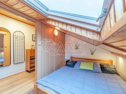 Pronájem bytu, 3+kk, 98 m²
