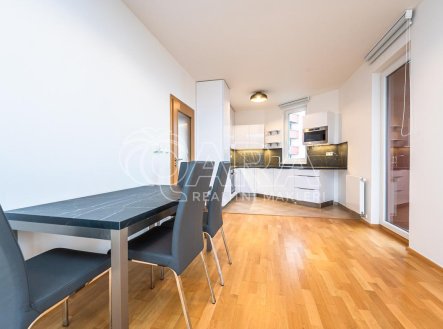 Pronájem bytu, 3+kk, 90 m²