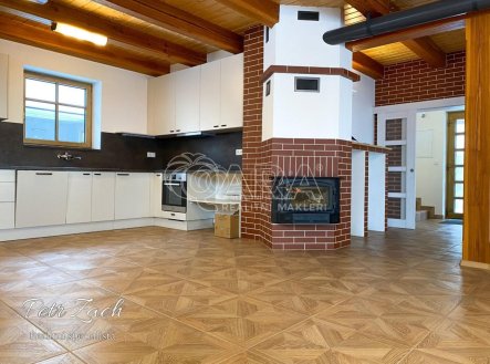 Pronájem domu/vily, 158 m²