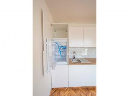 Pronájem bytu, 2+kk, 45 m²