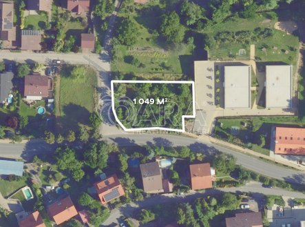 Prodej pozemku pro bydlení, 1 049 m²