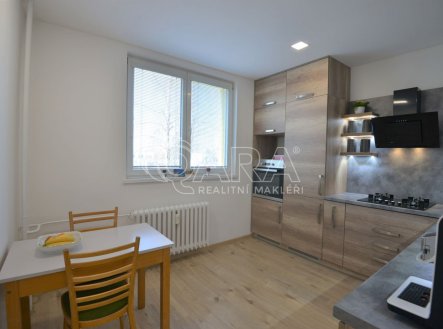 Pronájem bytu, 2+1, 58 m²