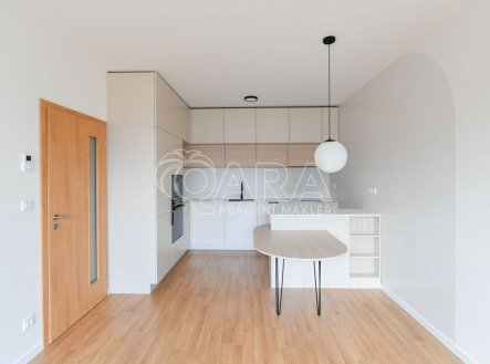 Pronájem bytu, 3+kk, 73 m²