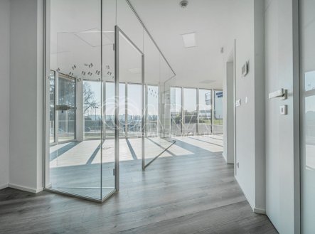 Pronájem kanceláře, 96 m²