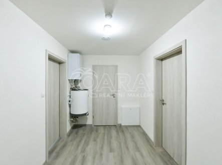 Pronájem bytu, 2+kk, 61 m²