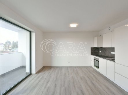 Pronájem bytu, 2+kk, 61 m²