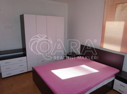 Pronájem bytu, 2+1, 48 m²