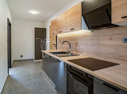 Pronájem bytu, 3+1, 62 m²