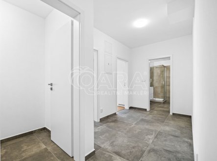 Pronájem bytu, 2+kk, 70 m²