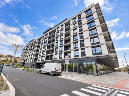 Pronájem bytu, 1+kk, 32 m²