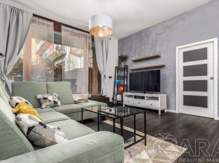Pronájem bytu, 4+kk, 114 m²